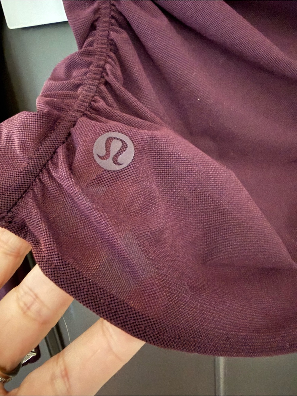 lululemon Mesh Ruched Long Sleeve Top Black Plum Purple NWT New Sheer Medium M - Picture 5 of 5